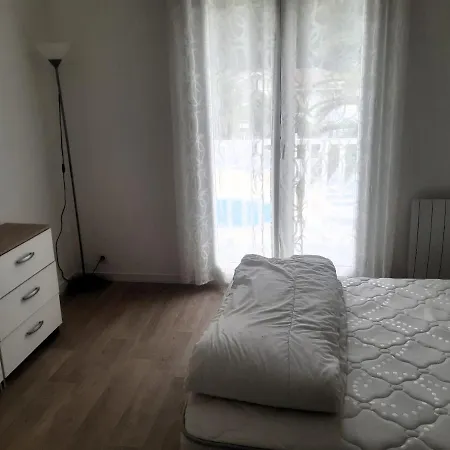 Duplex Pour 6 Personnes F3 La Croisiere Avec Piscine Biarritz